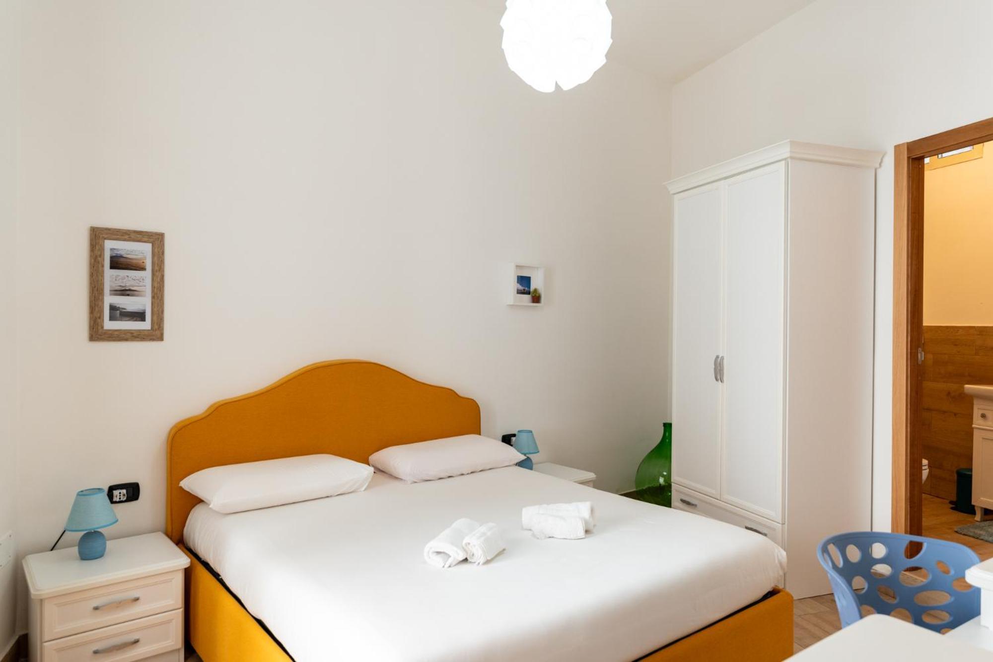 Tombolata Hotel Napoli Bagian luar foto