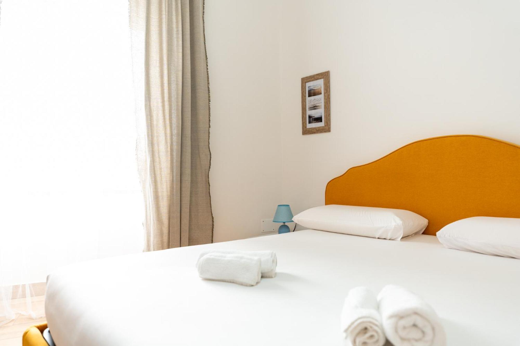 Tombolata Hotel Napoli Bagian luar foto