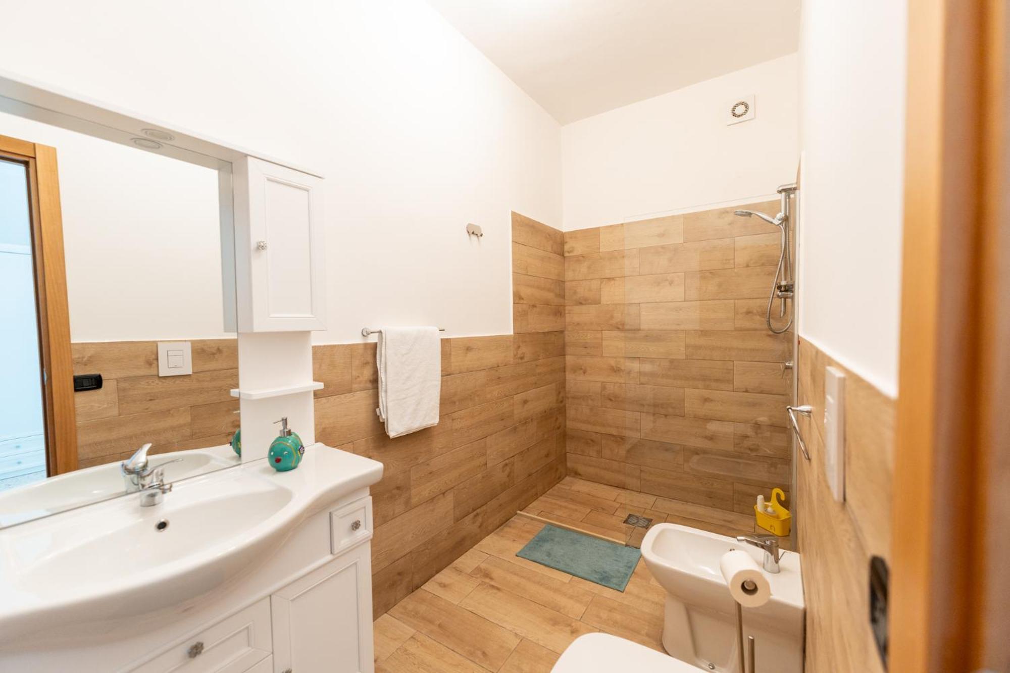 Tombolata Hotel Napoli Bagian luar foto